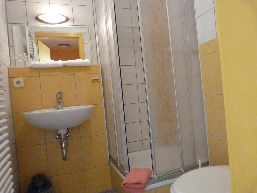 Waldhaus Colditz Garni Eksteriør billede
